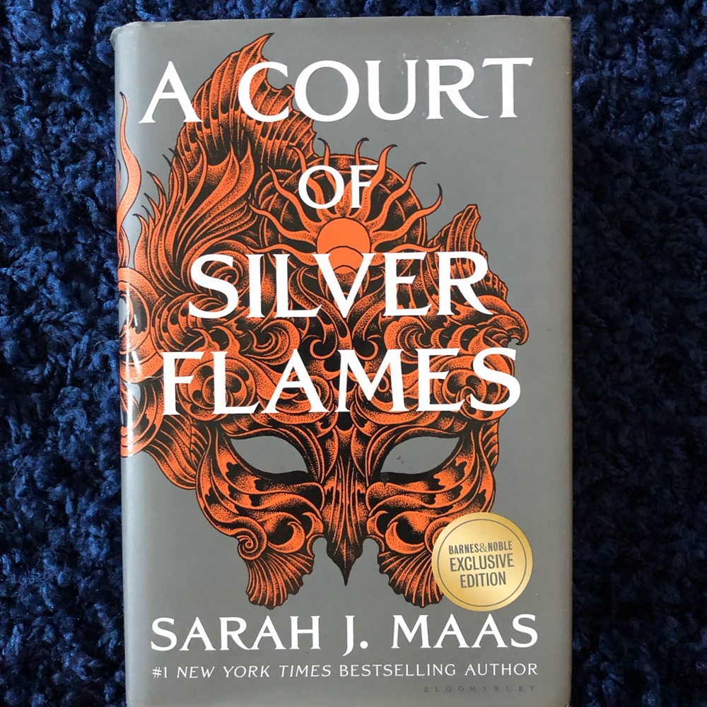 A Court of Silver Flames *exclusive edition*
